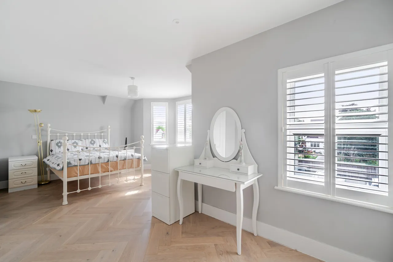 Brunswick Close, Epsom, KT17, photo 7