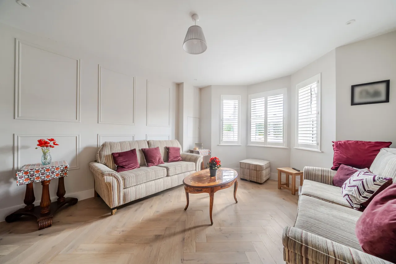 Brunswick Close, Epsom, KT17, photo 12