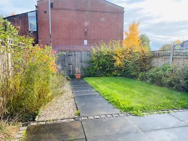 Falsgrave Close, Newton Heath, M40, photo 8