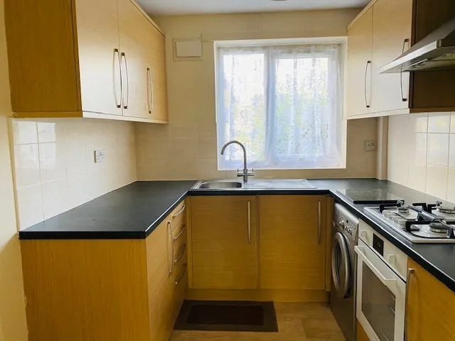 Falsgrave Close, Newton Heath, M40, photo 4