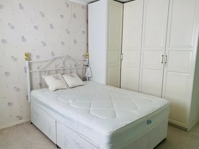Falsgrave Close, Newton Heath, M40, photo 5