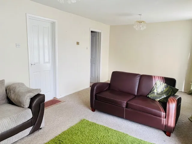 Falsgrave Close, Newton Heath, M40, photo 3