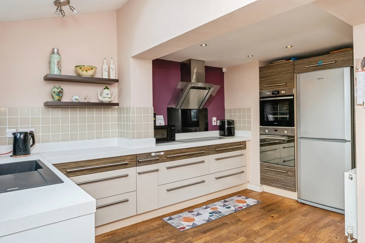 Lower Aston Hall Lane, Hawarden, CH5, photo 6