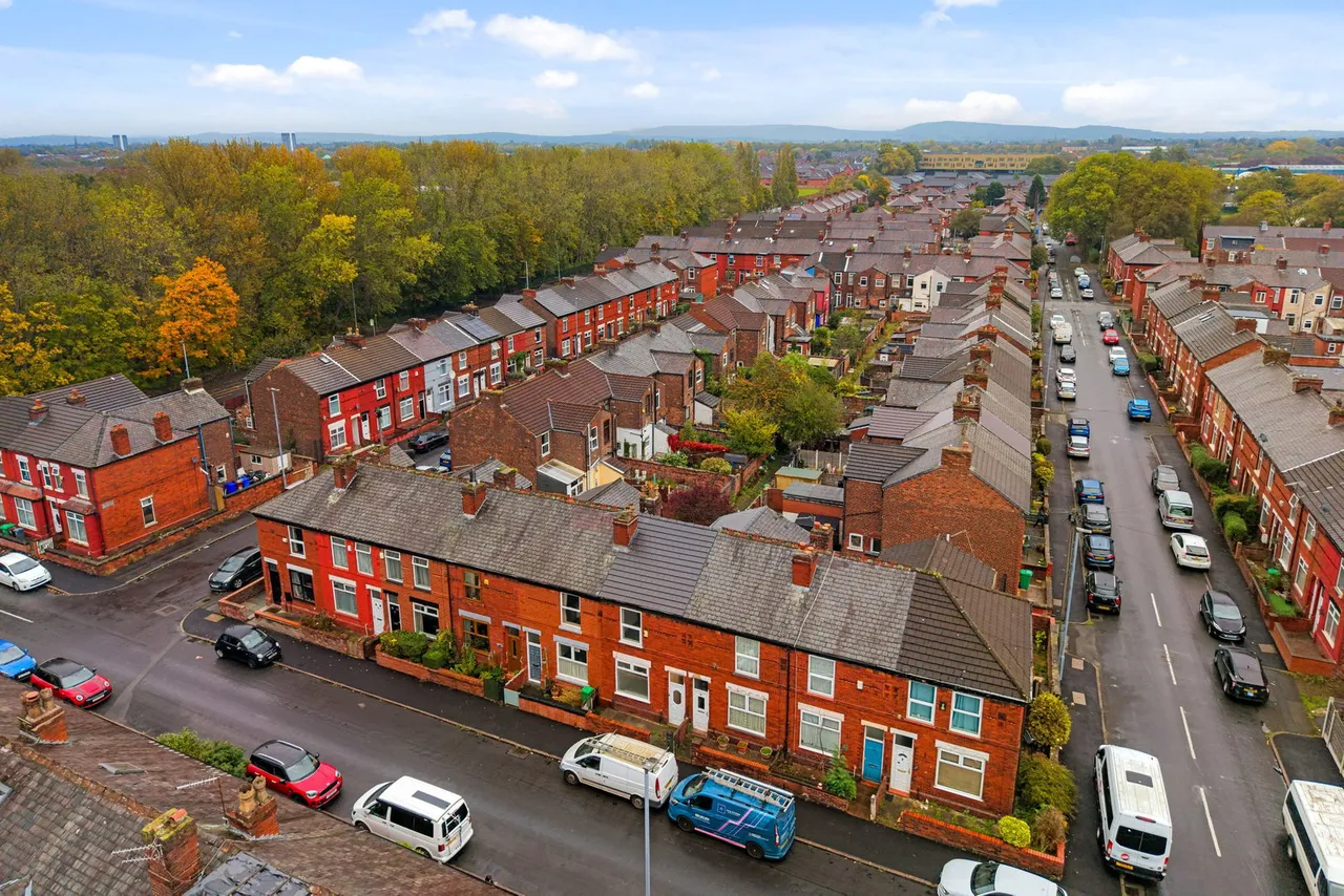 Hornbeam Road, Levenshulme, photo 24