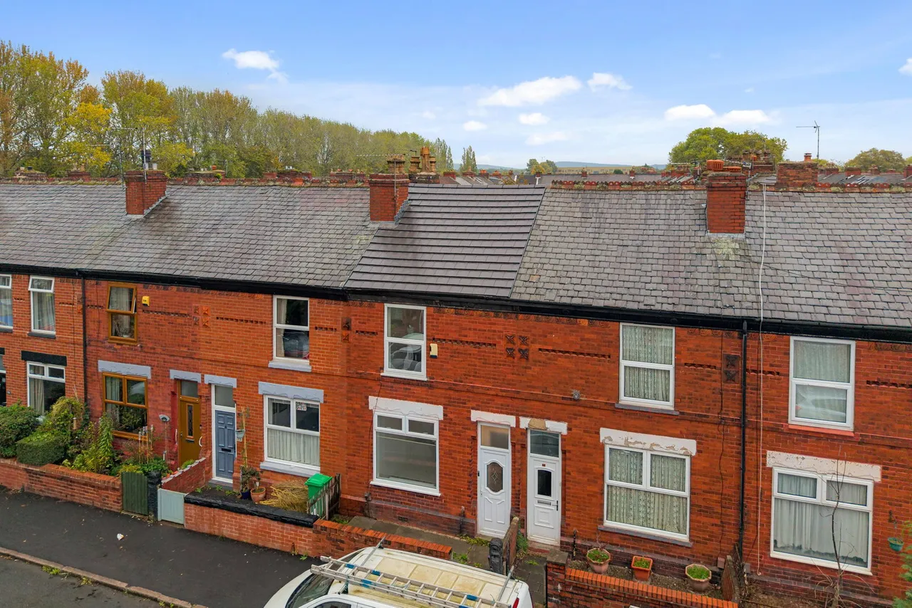 2 bed house for sale, Hornbeam Road, Levenshulme