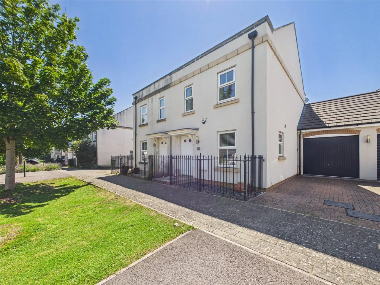3 bed house for sale, Oak Leaze, Charlton Hayes, BS34