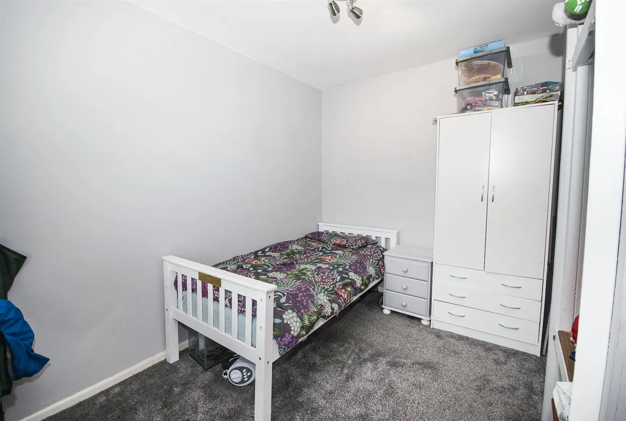 Oaklands Road, Ramsbottom, Bury, BL0 0LR, photo 20