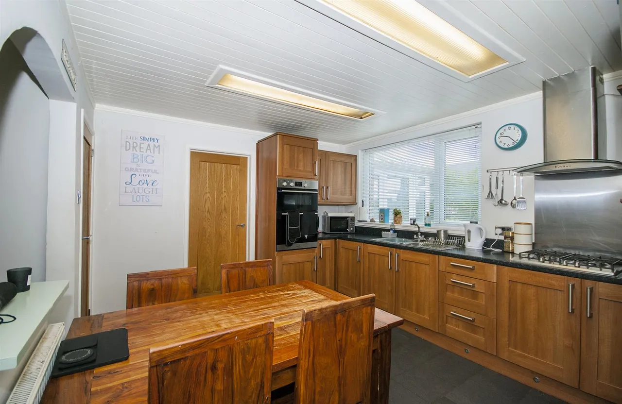Oaklands Road, Ramsbottom, Bury, BL0 0LR, photo 13