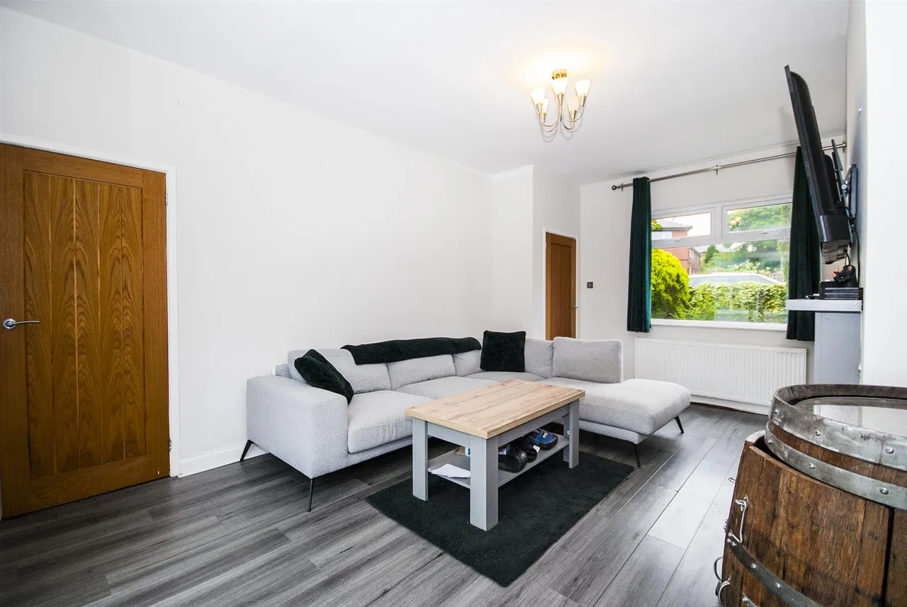 Oaklands Road, Ramsbottom, Bury, BL0 0LR, photo 8