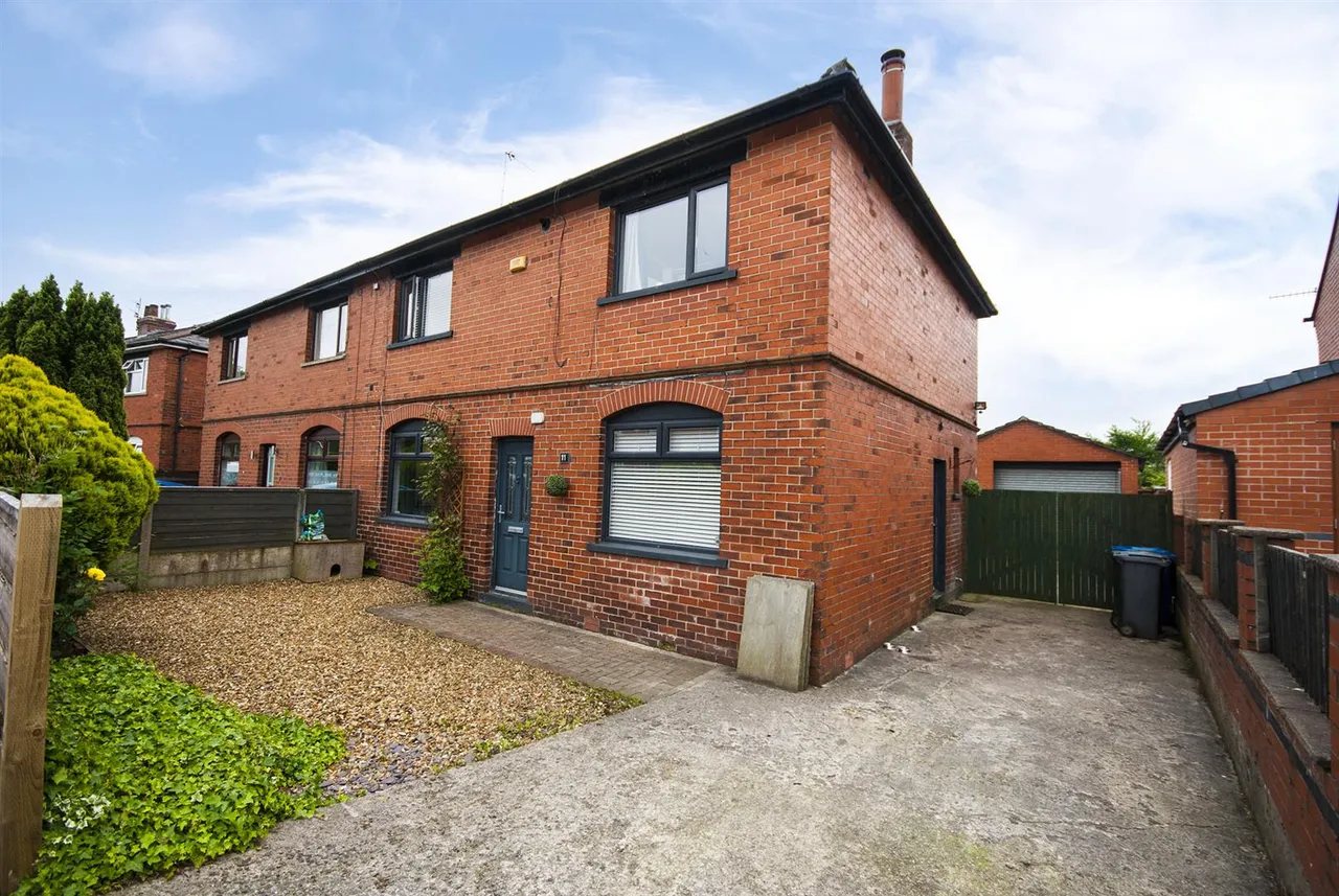 Oaklands Road, Ramsbottom, Bury, BL0 0LR, photo 26