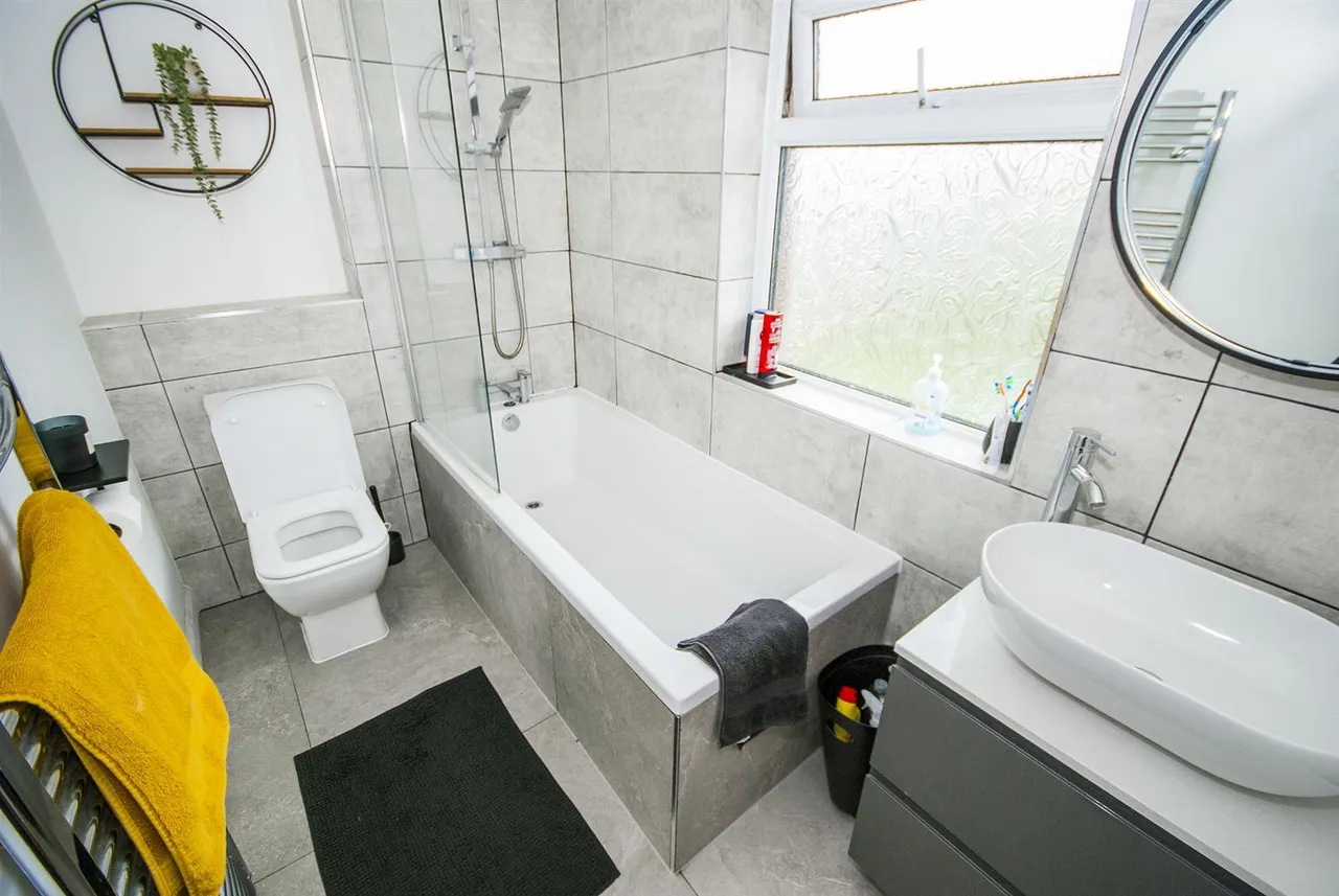Oaklands Road, Ramsbottom, Bury, BL0 0LR, photo 21