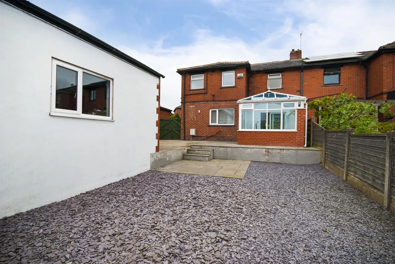 Oaklands Road, Ramsbottom, Bury, BL0 0LR, photo 25