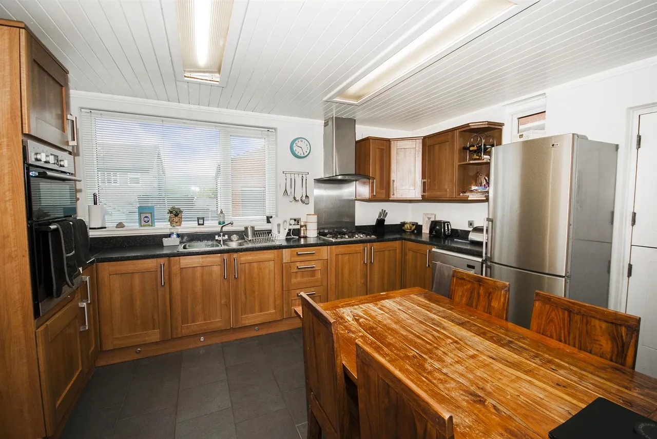 Oaklands Road, Ramsbottom, Bury, BL0 0LR, photo 11