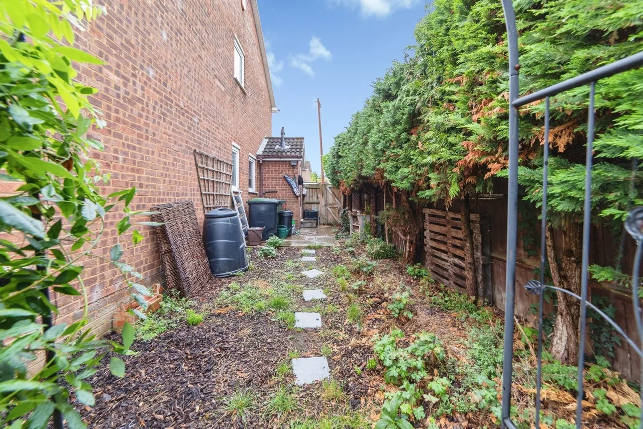 Spencer Close, Potton, Sandy, Bedfordshire, SG19, photo 23