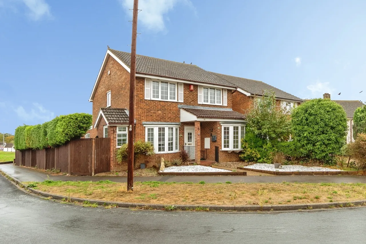 4 bed house for sale — Spencer Close, Potton, Sandy, Bedfordshire, SG19