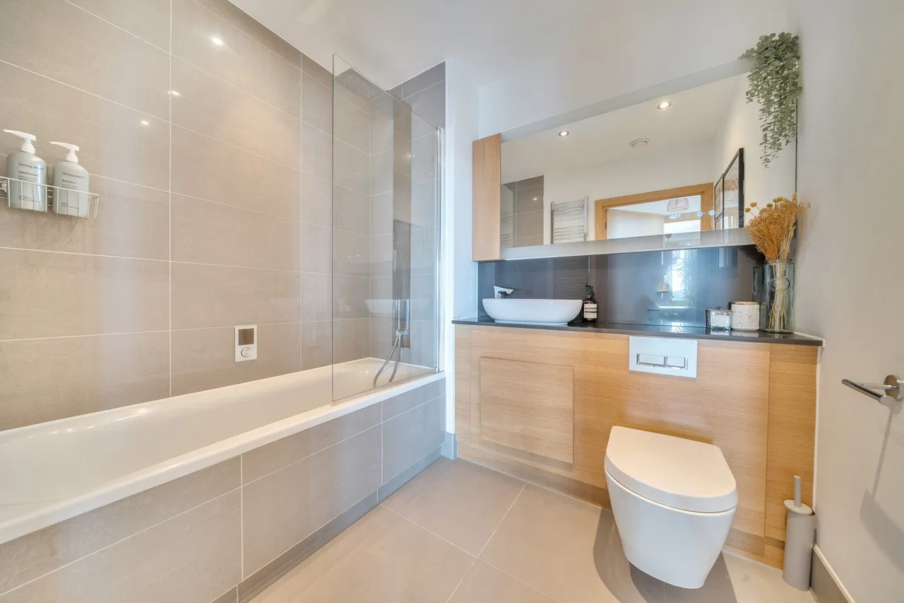 Telcon Way, SE10, photo 6