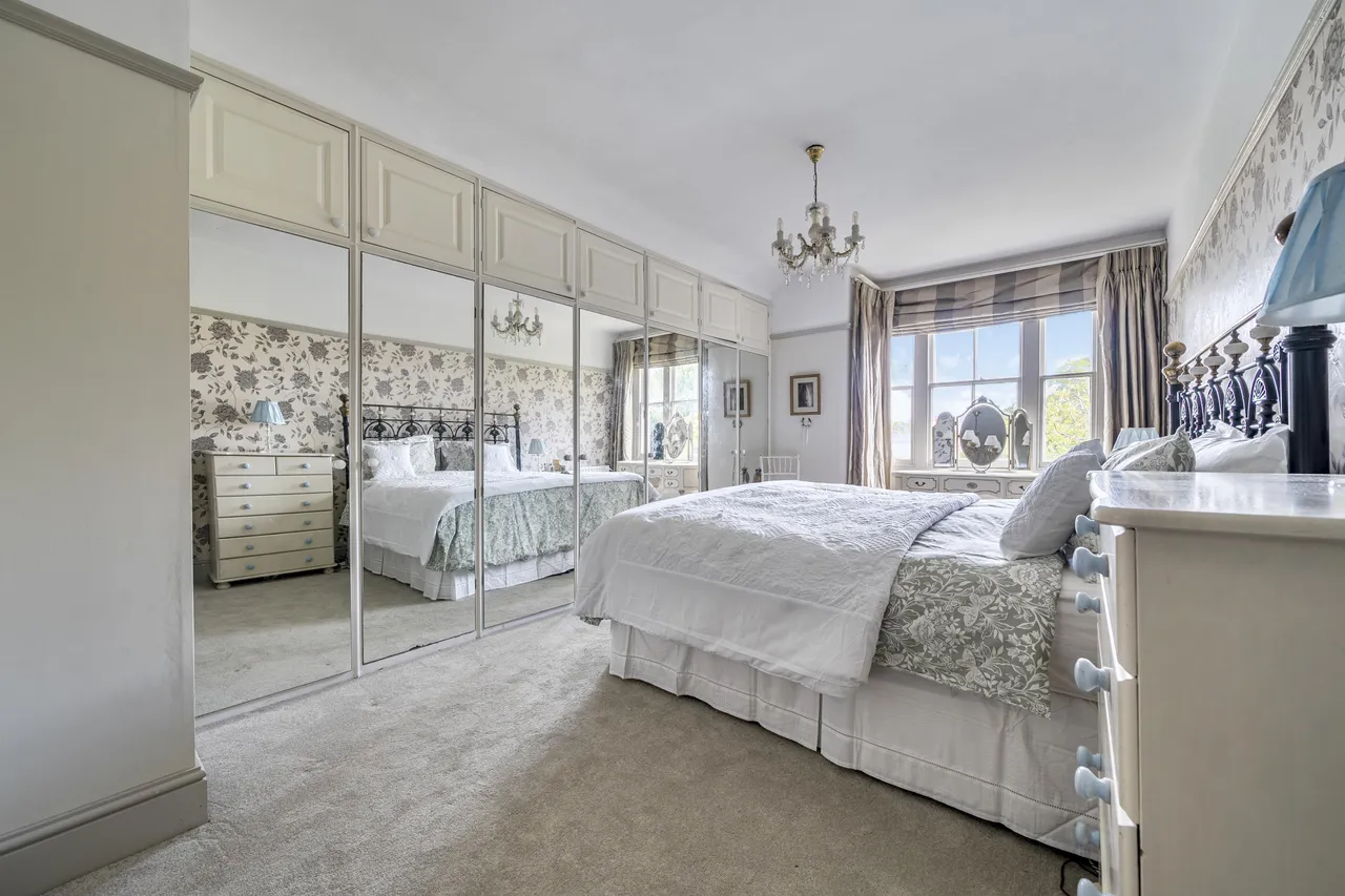 Shaftesbury Avenue, Bedford, photo 12