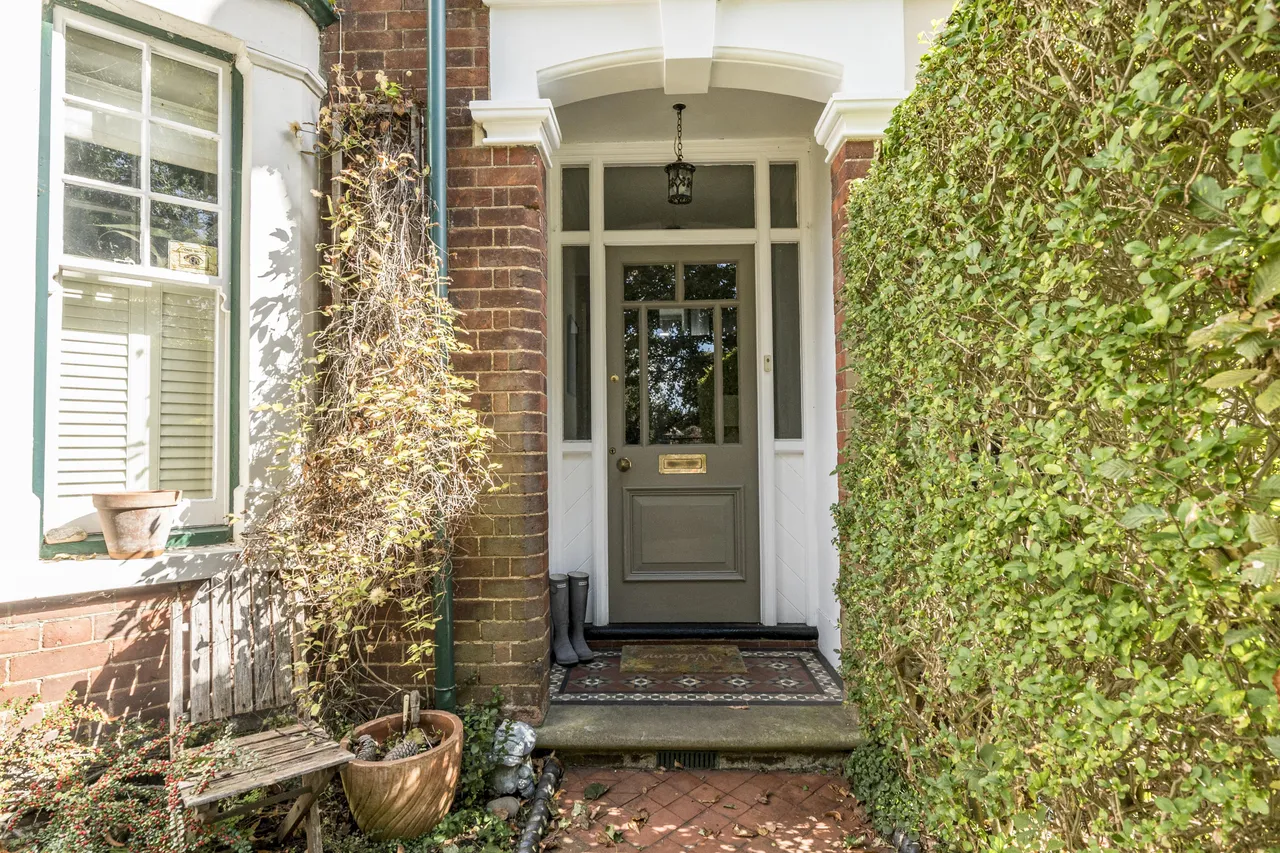 Shaftesbury Avenue, Bedford, photo 22