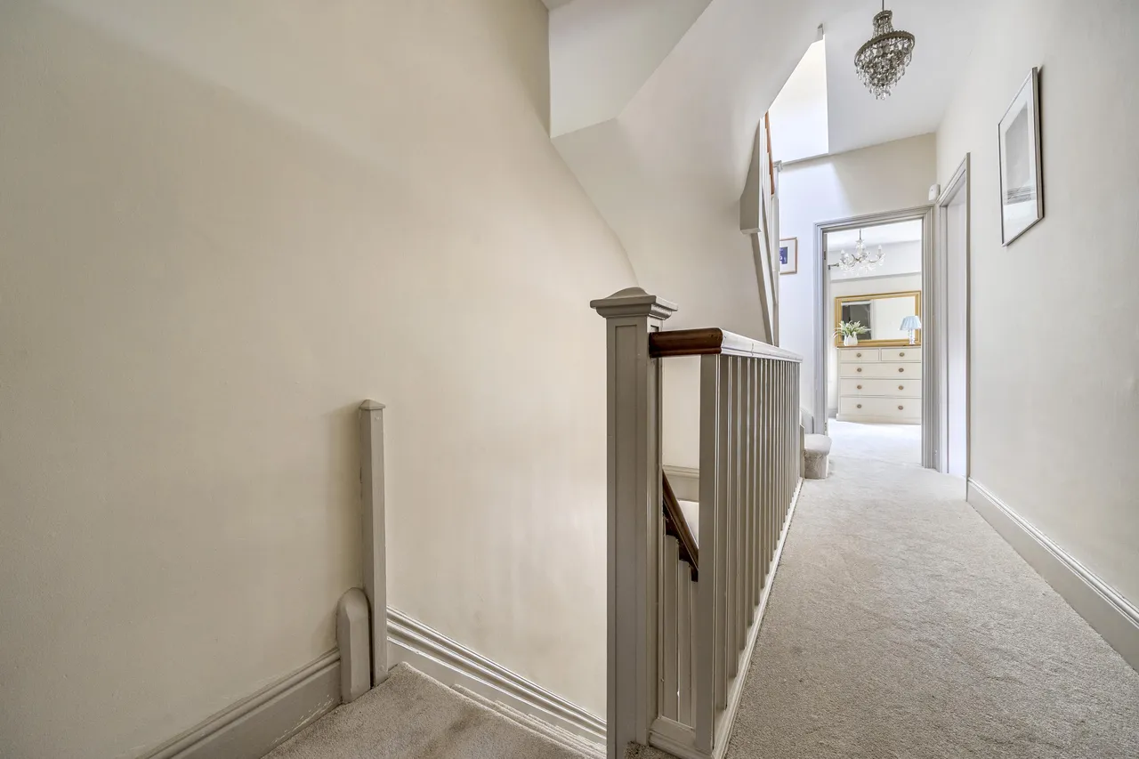Shaftesbury Avenue, Bedford, photo 16