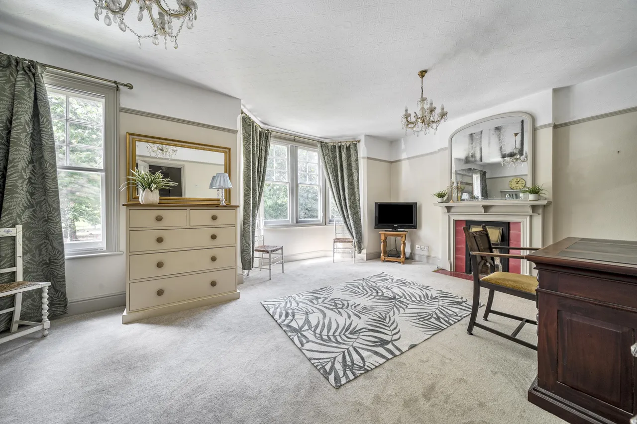 Shaftesbury Avenue, Bedford, photo 14
