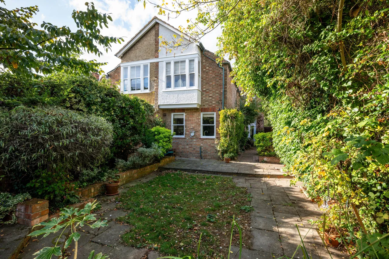 Shaftesbury Avenue, Bedford, photo 21