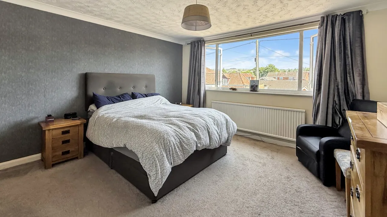 Redland Lane, Westbury, photo 9