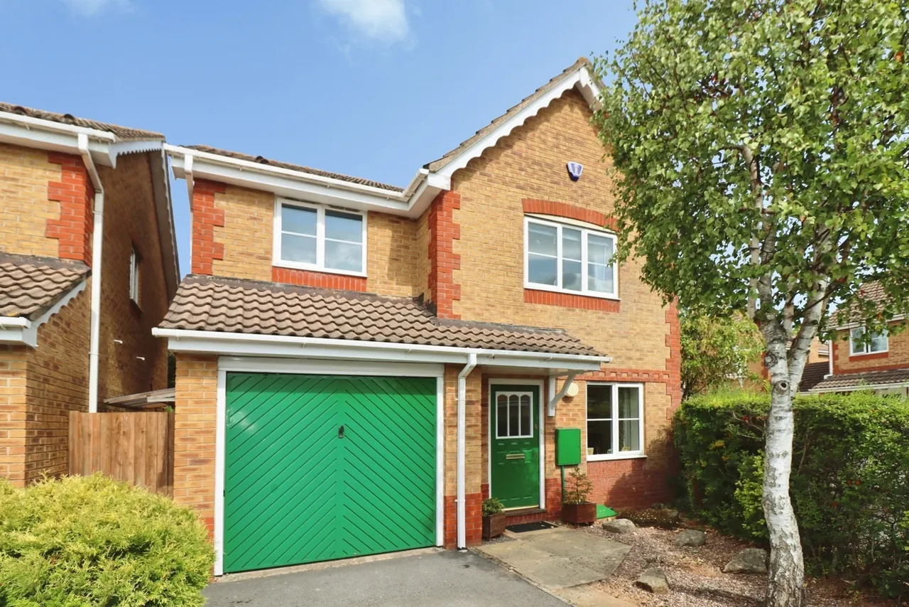 3 bed house for sale — Quarry Way, Emersons Green, Bristol, BS16