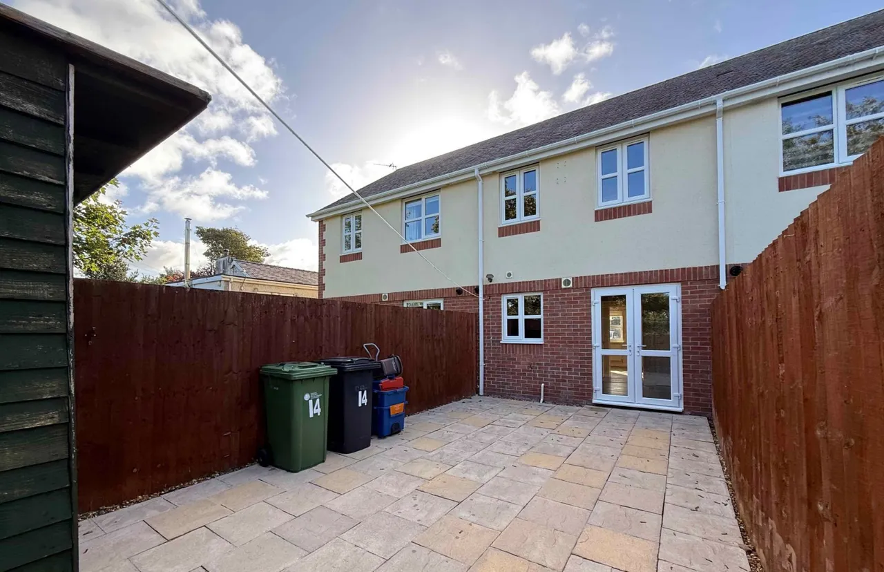 Maes Y Coed, Llanddaniel, photo 12