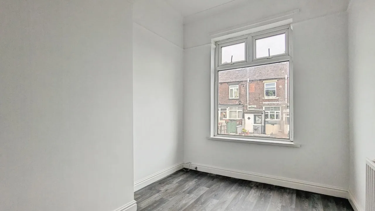 Verney Road, Royton, OL2, photo 6