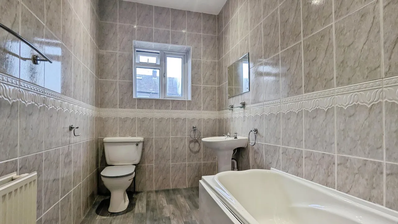 Verney Road, Royton, OL2, photo 7