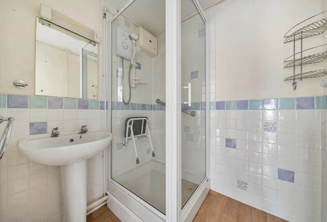 Sandhurst Road, Tunbridge Wells, TN2 3SW, photo 8