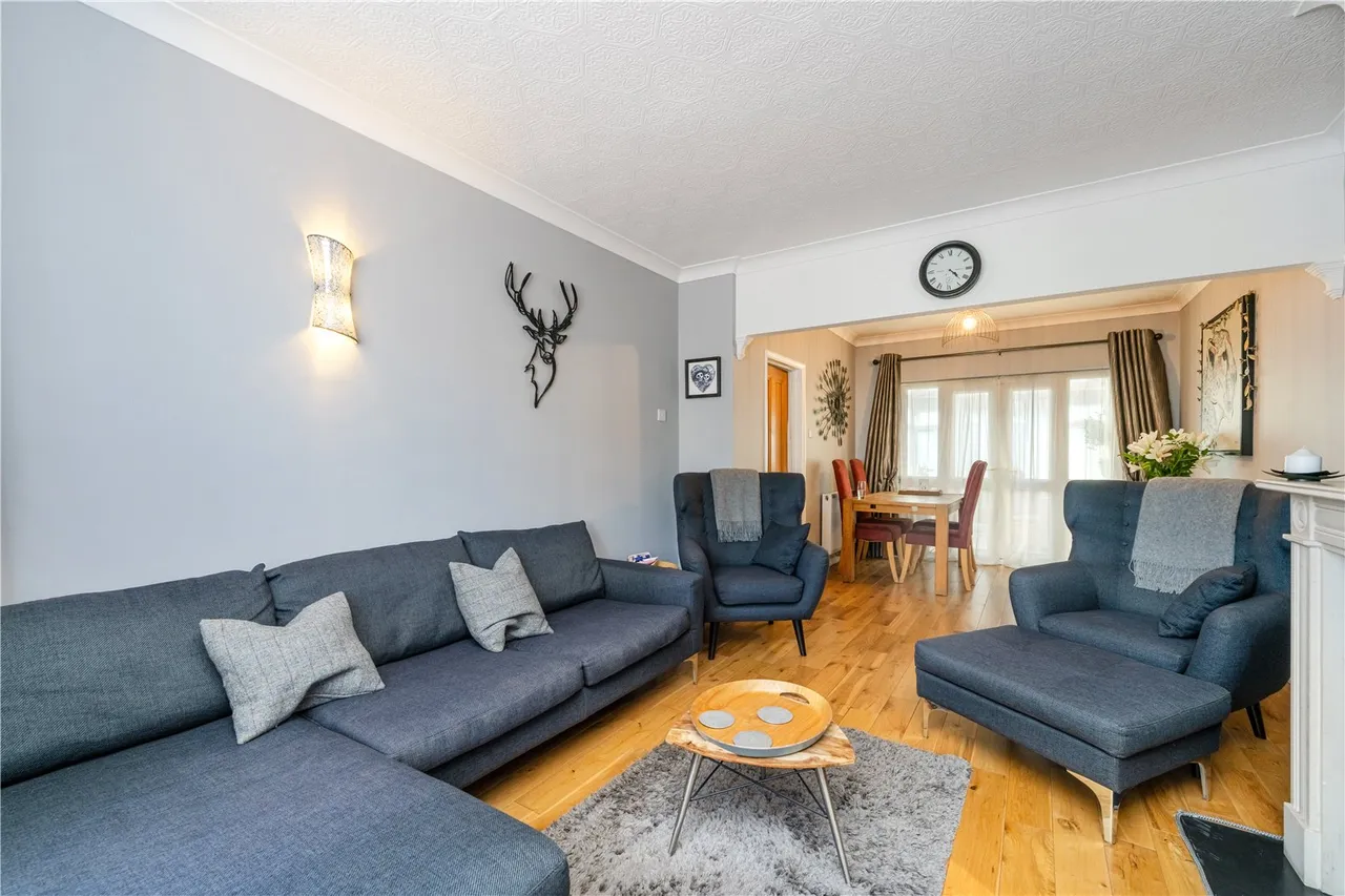 Malvern Drive, Feltham, TW13 6RP, photo 3