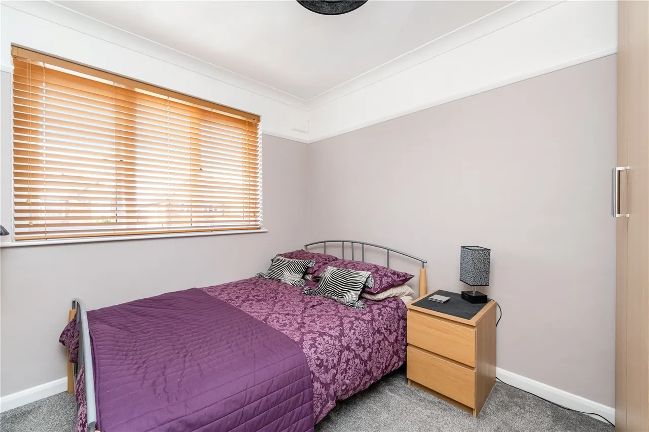 Malvern Drive, Feltham, TW13 6RP, photo 6