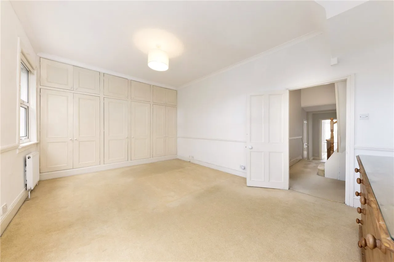 Lebanon Gardens, London, SW18, photo 12
