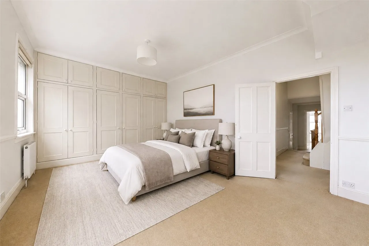 Lebanon Gardens, London, SW18, photo 7