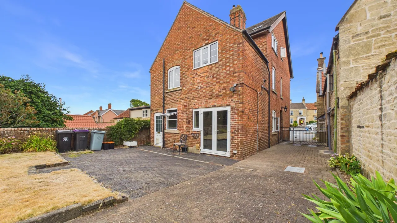 Market Place, Corby Glen, NG33, photo 39