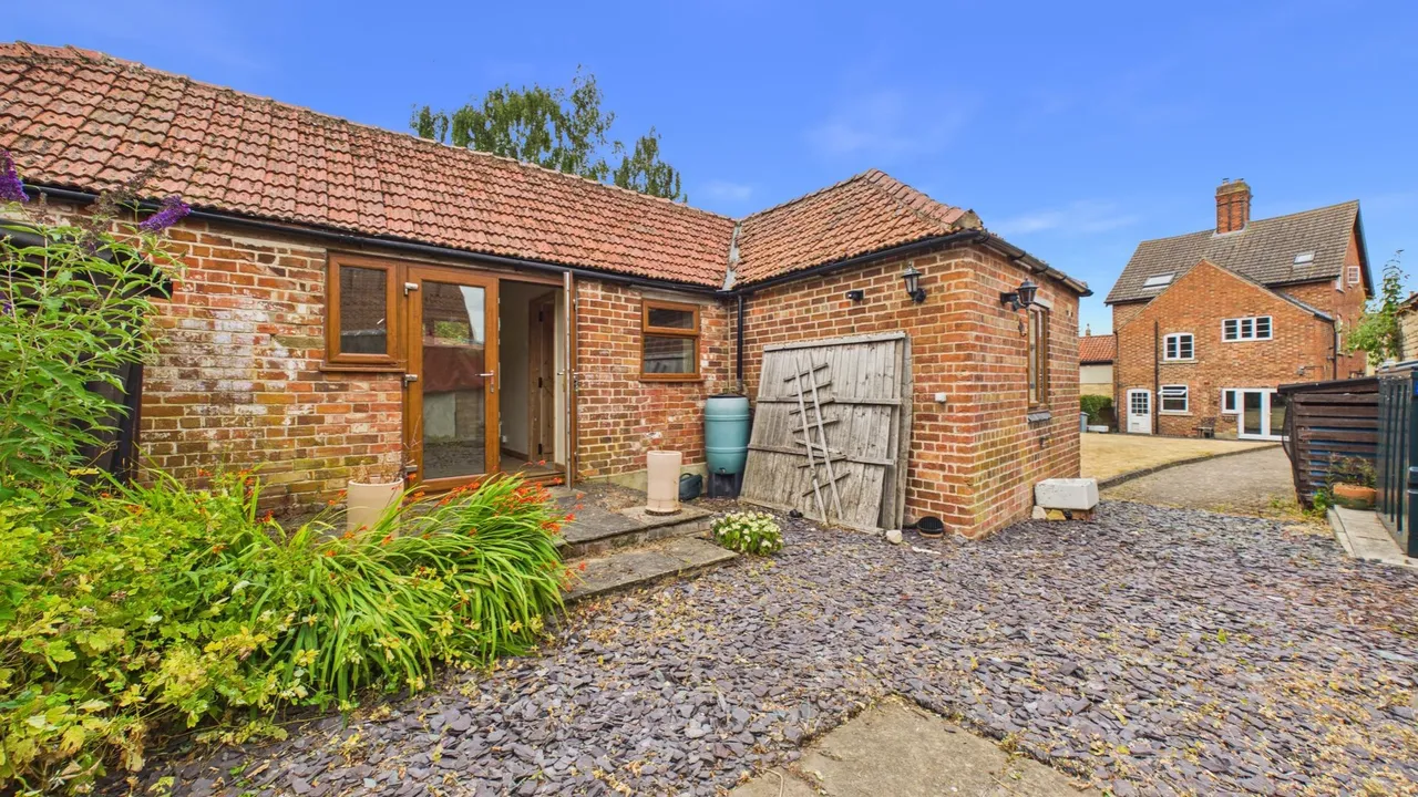 Market Place, Corby Glen, NG33, photo 11