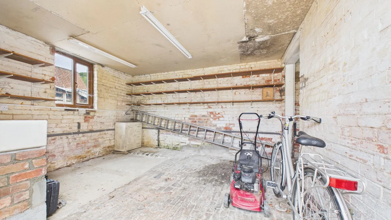 Market Place, Corby Glen, NG33, photo 35