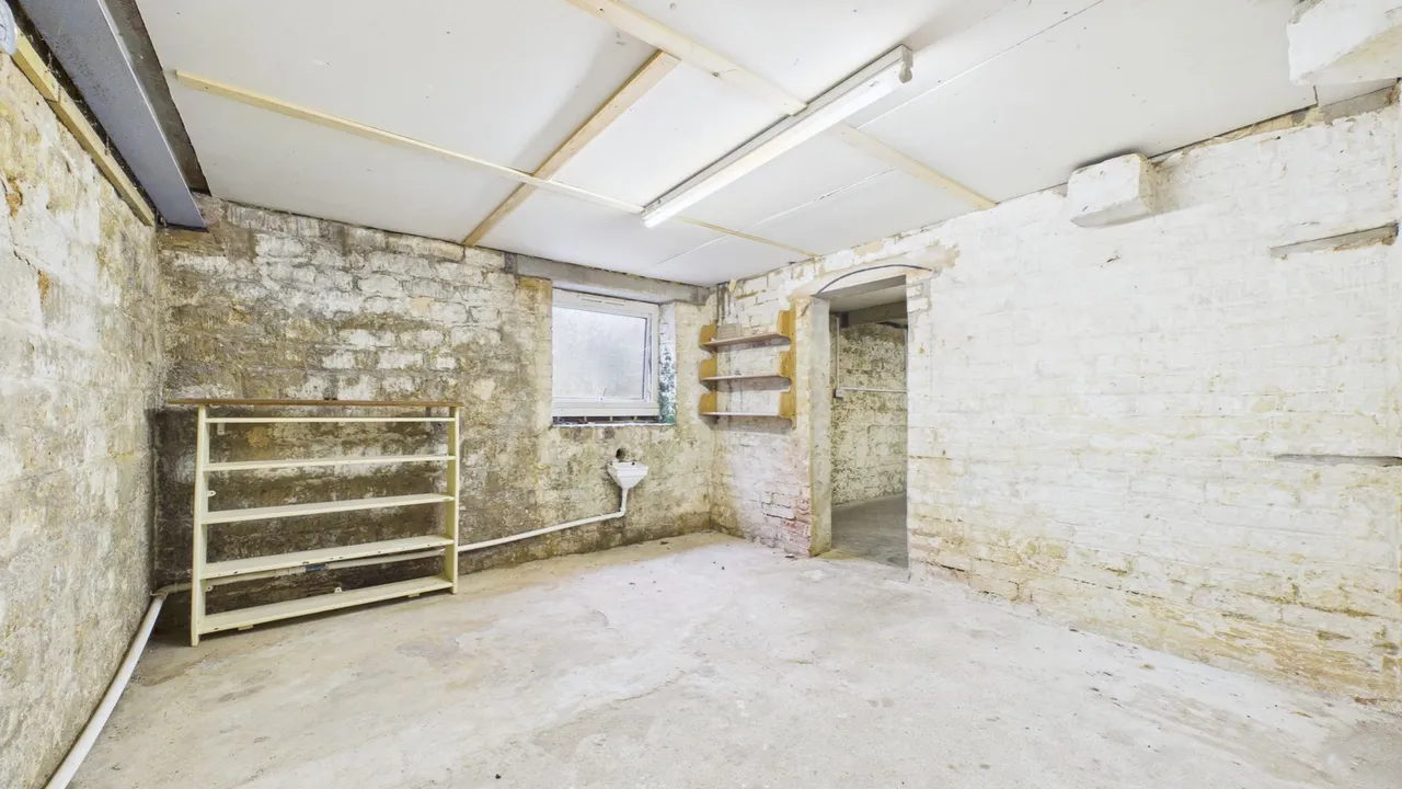 Market Place, Corby Glen, NG33, photo 37