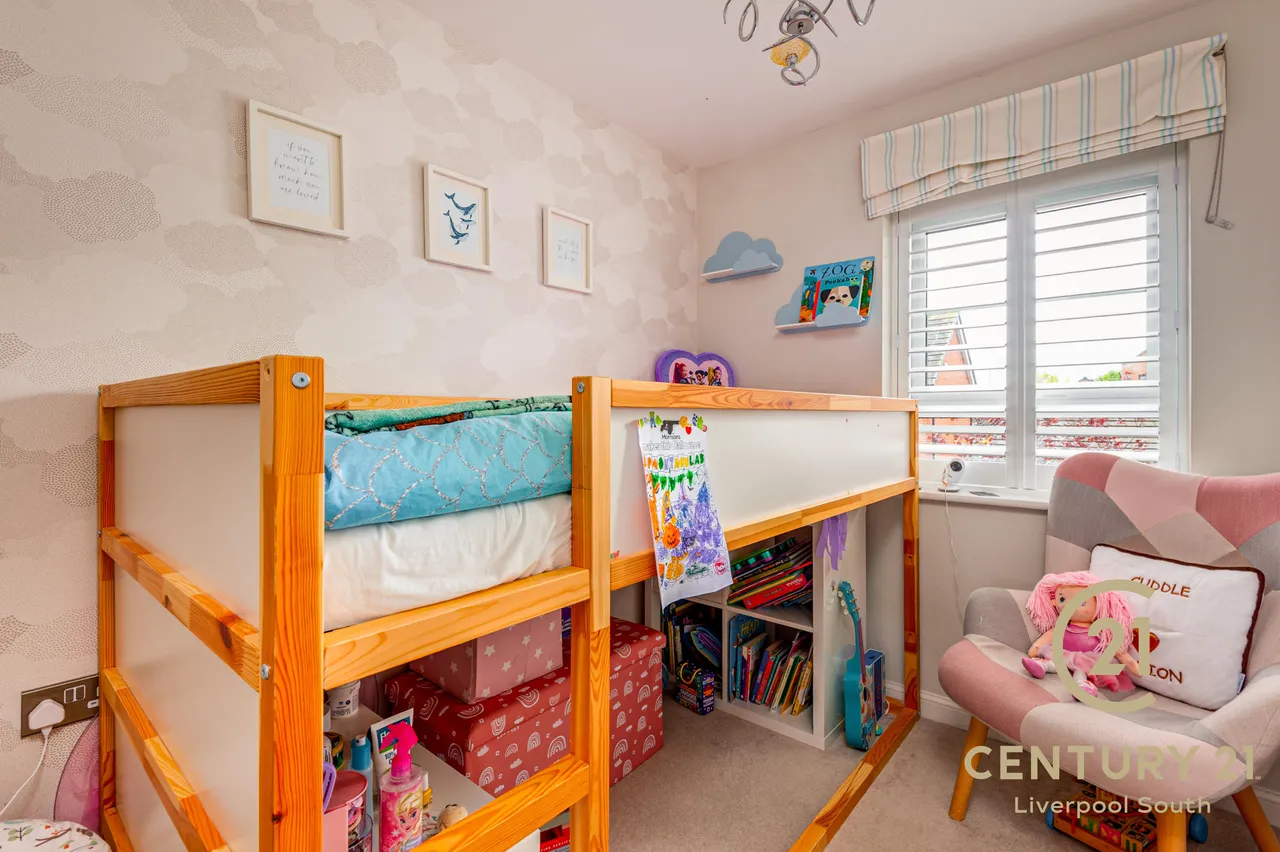 Cartwrights Farm Road, L24, photo 17