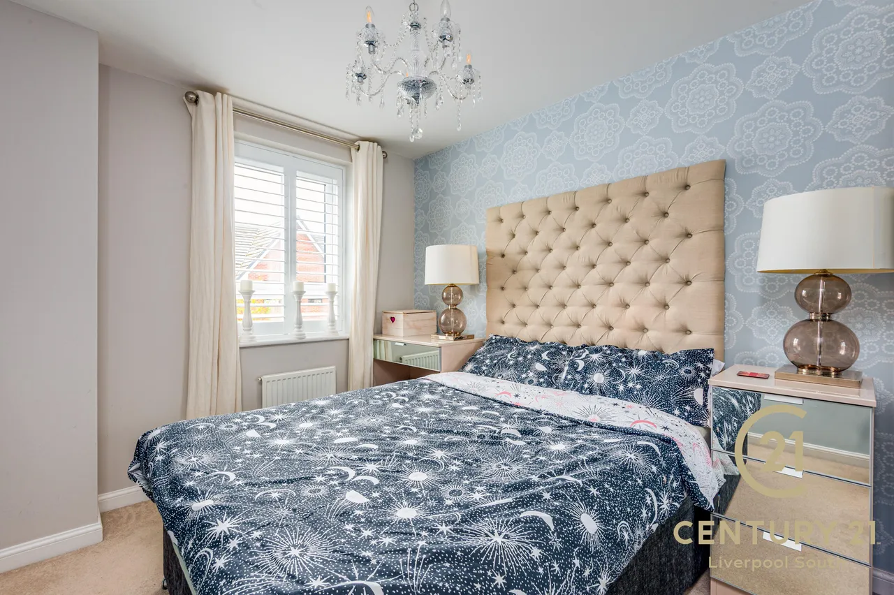 Cartwrights Farm Road, L24, photo 13