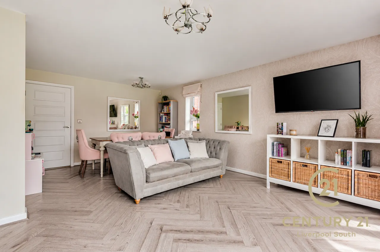 Cartwrights Farm Road, L24, photo 4
