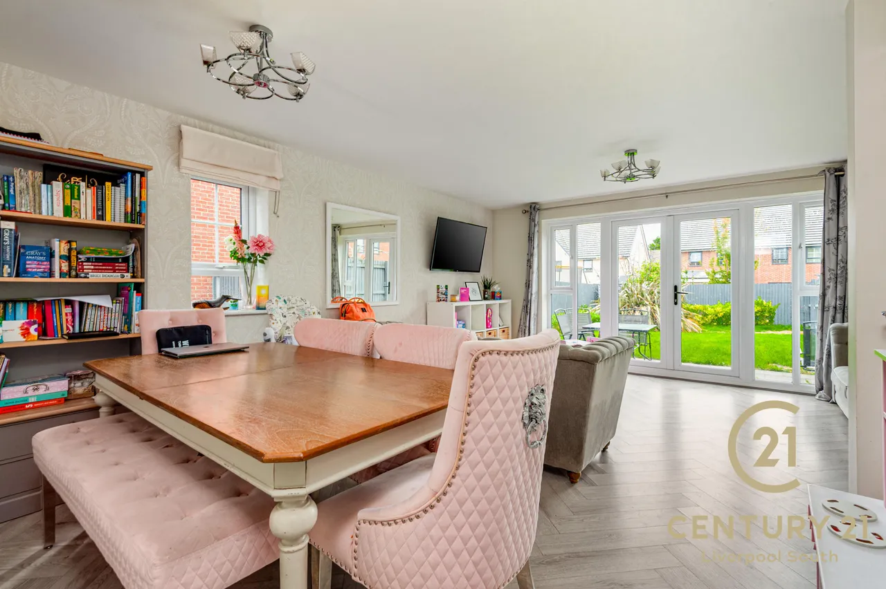 Cartwrights Farm Road, L24, photo 5