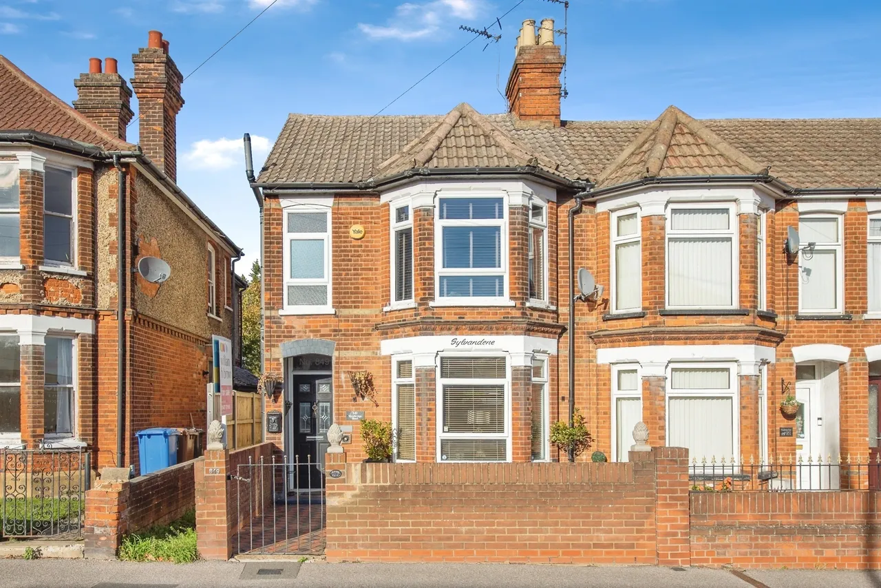 3 bed house for sale — Woodbridge Road, Ipswich