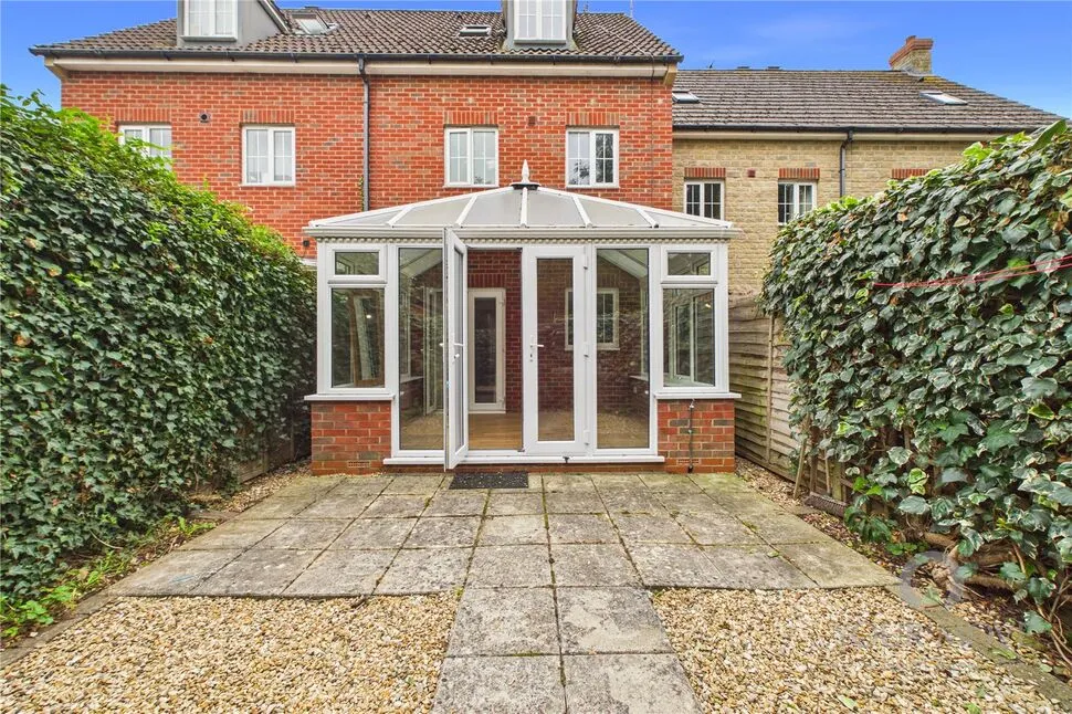 Bridge View, Oundle, PE8, photo 18
