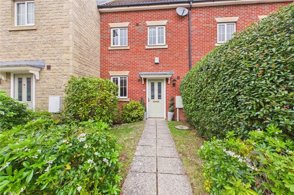 3 bed house to rent, Bridge View, Oundle, PE8