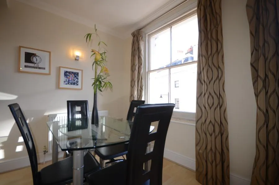 Sheet Street, Windsor, SL4, photo 5
