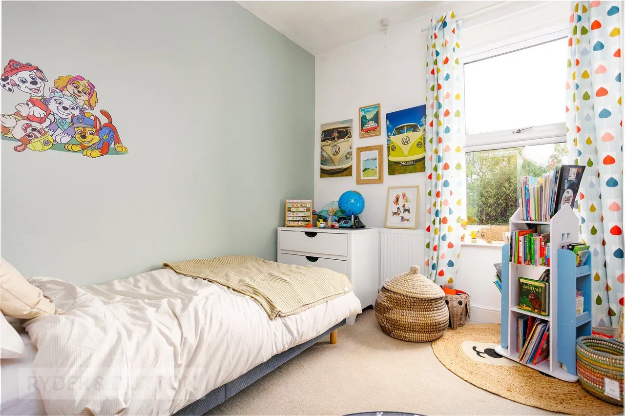 Pikes Lane, Glossop, SK13, photo 14