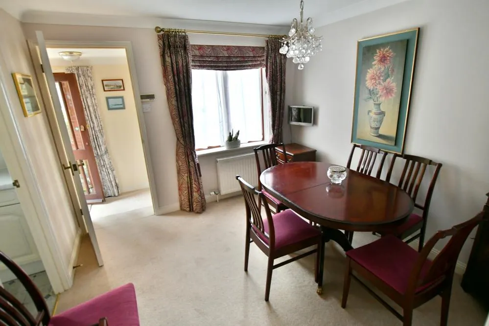 Walford Gardens, Wimborne, BH21, photo 10