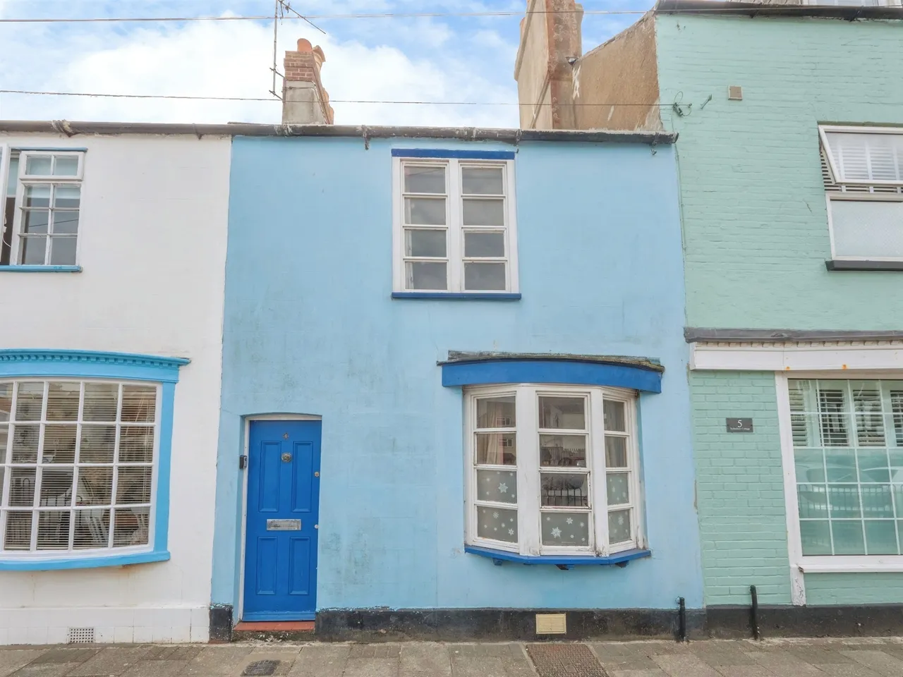 3 bed house for sale — Governors Lane, Weymouth